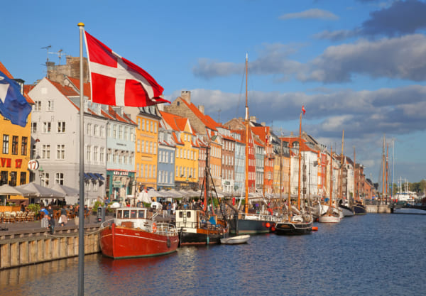 デンマークの首都コペンハーゲンのニューハン