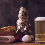 廃棄予定のクリスマスツリーでビールをつくる。オランダ発の無駄にしないアイデア width=