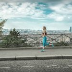 パリジェンヌのランナーがデリバリー。カルフール流ブランドコミットメントの伝え方 width=