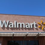 従業員が帰り道にデリバリー。ウォルマートが考えたAmazonへの対抗策 width=
