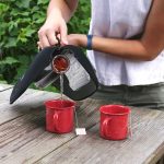 どこでも熱いコーヒーを。太陽光だけで湯を沸かす「GoSun Go」 width=