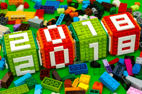 様々な色のレゴブロック