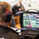 ゲームももっとインクルーシブに。手足が不自由でも簡単に使えるコントローラー width=