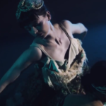 世界的アーティストが共同制作。漁業の闇を訴える1分間の「美しい動画」 width=