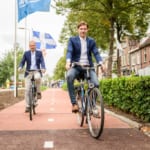 大量のゴミが道に変わる。オランダでテスト中の「プラスチックゴミ自転車道」とは width=
