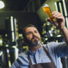 食物繊維は小麦粉の12倍。ブルワリーから出る麦芽粕をアップサイクルした「スーパー小麦粉」