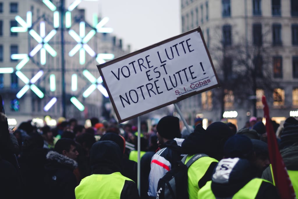 誰もが発言できる、本物の民主主義を。フランス発のデモ代行アプリ「Wistand」