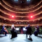 観客は観葉植物。新型コロナ禍でバルセロナのオペラハウスが異例の再開