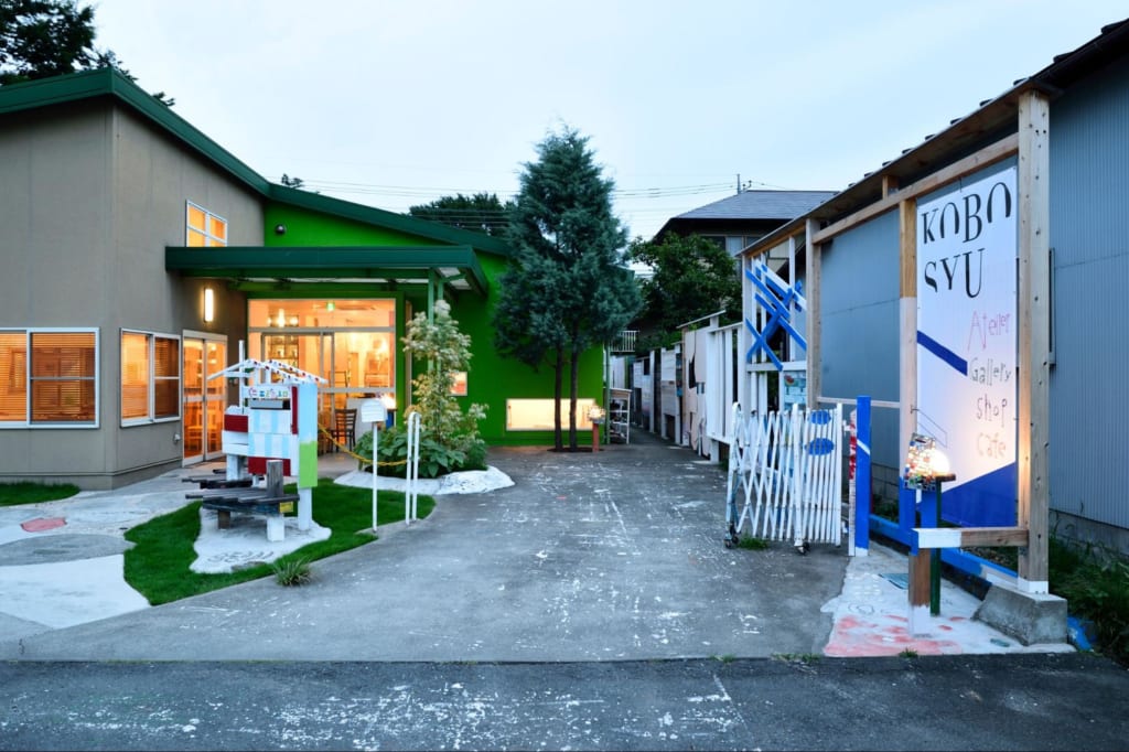 障がいがあってもなくても、一人ひとりの創造性を育む場へ。アートセンター「工房集」