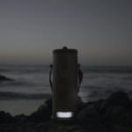 海水で充電できるランタン「WaterLight」 width=