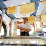 中国で「食べ残し禁止法」が可決。食品ロス削減へ width=
