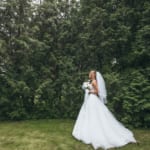 英・ブリストルで、70人の女性が樹木と「結婚」した理由 width=