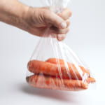 フランス、果物と野菜のプラスチック包装を禁止へ width=