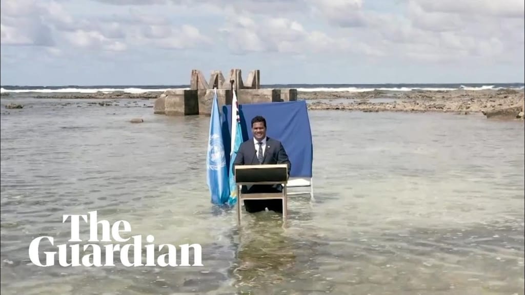 ツバルの外相が「海の中」でスピーチ。気候変動に対して私たちができる3つのこと