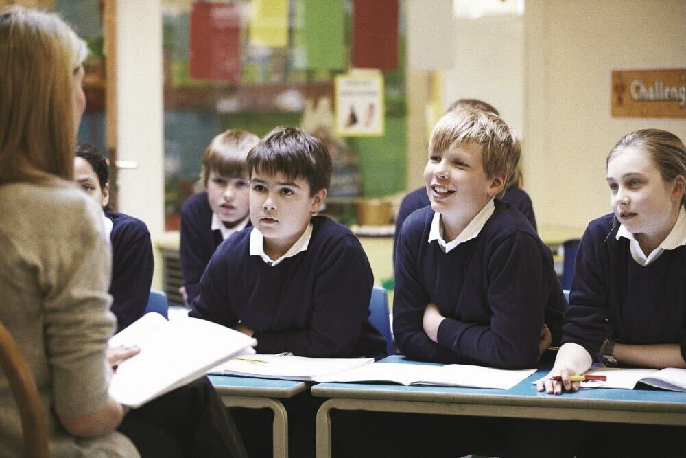 ロンドンの中学校、「週4授業」を目指す。先生が健康に働ける環境づくりへ