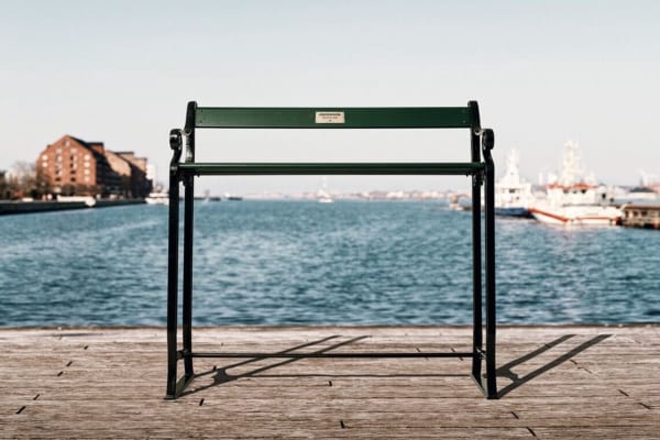 デンッマーク公共のベンチ