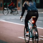 ハイテク自転車ライト「See.Sence」道路のデータ分析で英国流まちづくりに寄与へ width=