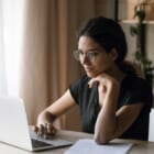 自分の中の「ステレオタイプ」に気付こう。偏った表現を指摘する校正ツール