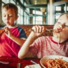 食糧危機や、食品ロス解決のヒントになる世界の事例7選【2022年の最注目アイデア】
