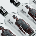 飲酒「しない」ことを勧める、スウェーデンのウォッカブランド width=