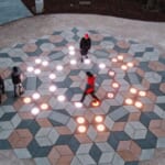 街ゆく人が生み出す偶然のメロディー。ハンガリーに現れた、楽器の音が鳴るタイル width=