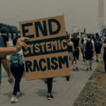批判的人種理論とは・意味 width=
