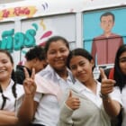 子どもたちを乗せる「性教育のバス」が、ホンジュラスで望まない妊娠を防ぐ