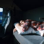 寝れば寝るだけお金になる？運転手の居眠り運転を防止する、睡眠アプリ width=