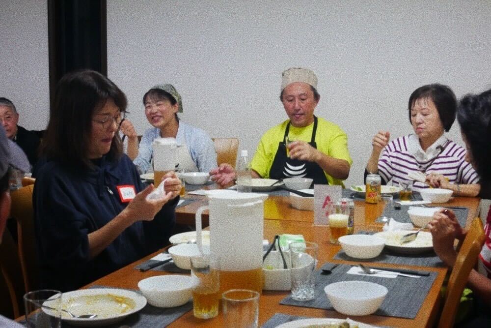 食事会の様子。