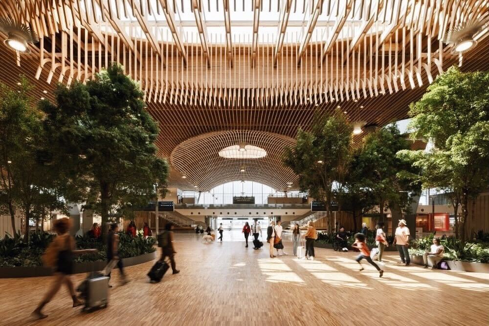 有名ブランドよりも、地元で愛されるお店を。地域に利益を還元するポートランド空港