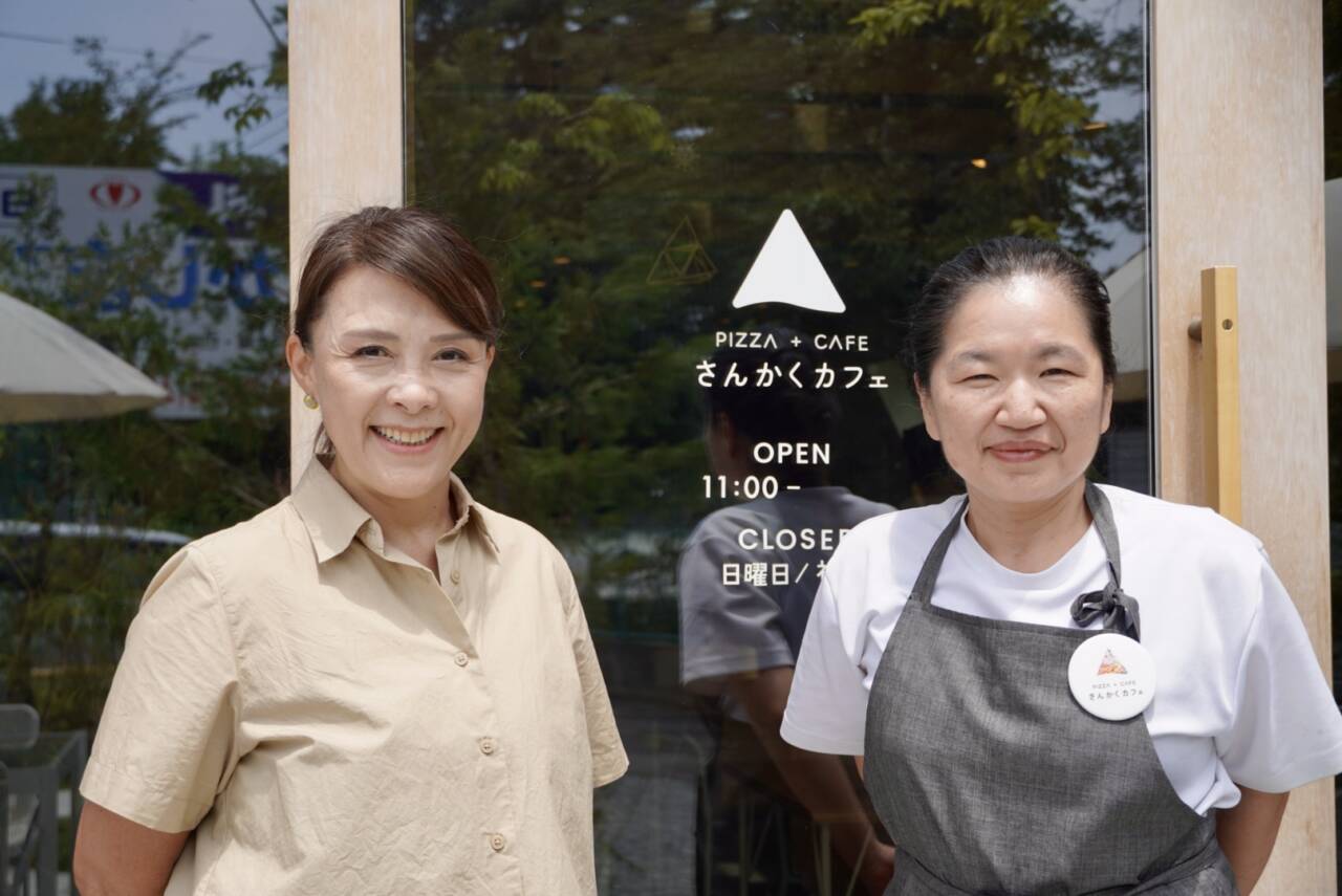 代表：横山由紀子さん（左）と店長：横手美代子さん（右）