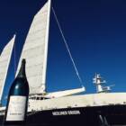 テルモン、シャンパーニュを風で“スローに”運ぶ。仏企業で「帆船輸送」が拡大