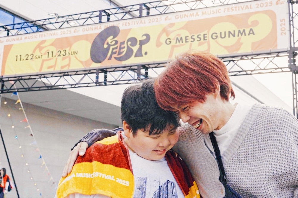 視覚に障害のある人が“もっと自由に楽しめる”音楽フェスへ。靴装着型の「振動ナビ」がひらく新しいライブ体験 width=