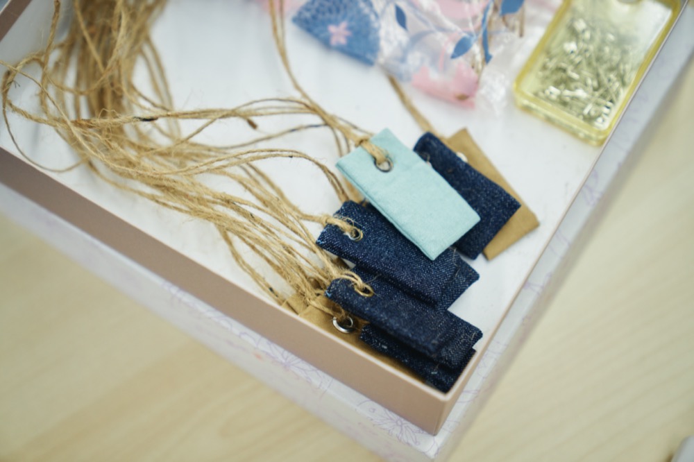 衣類につけるタグ