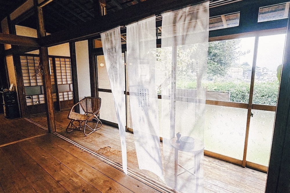 いま社会に必要なのは、“遅くする”ことではなく、“思い出す”ことかもしれない。横須賀・谷戸のアート展を訪れてみたら