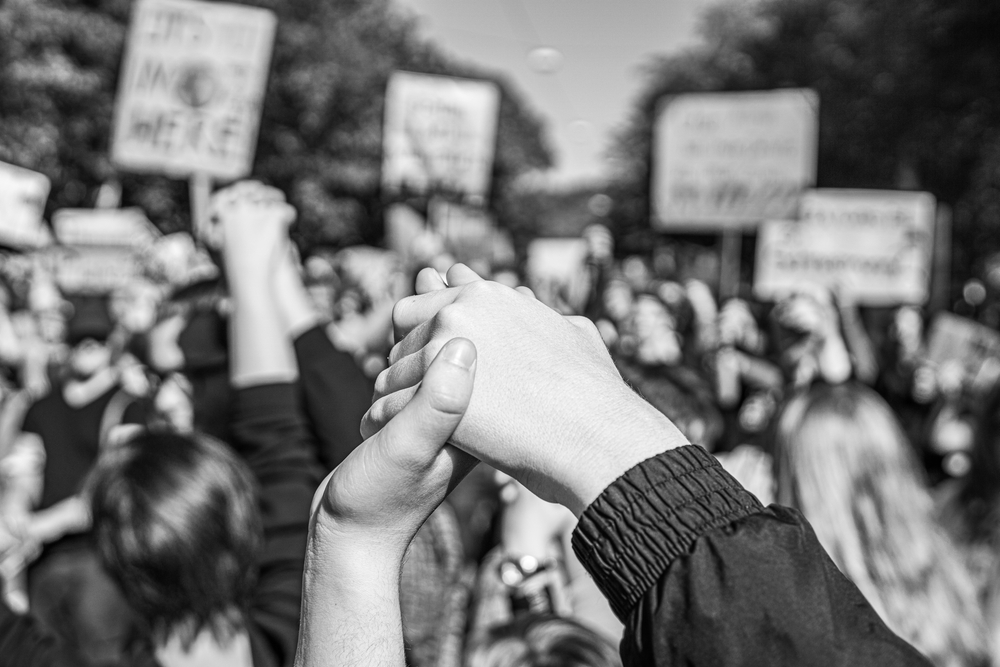 民主主義を求める声は、「何を」求めているのか