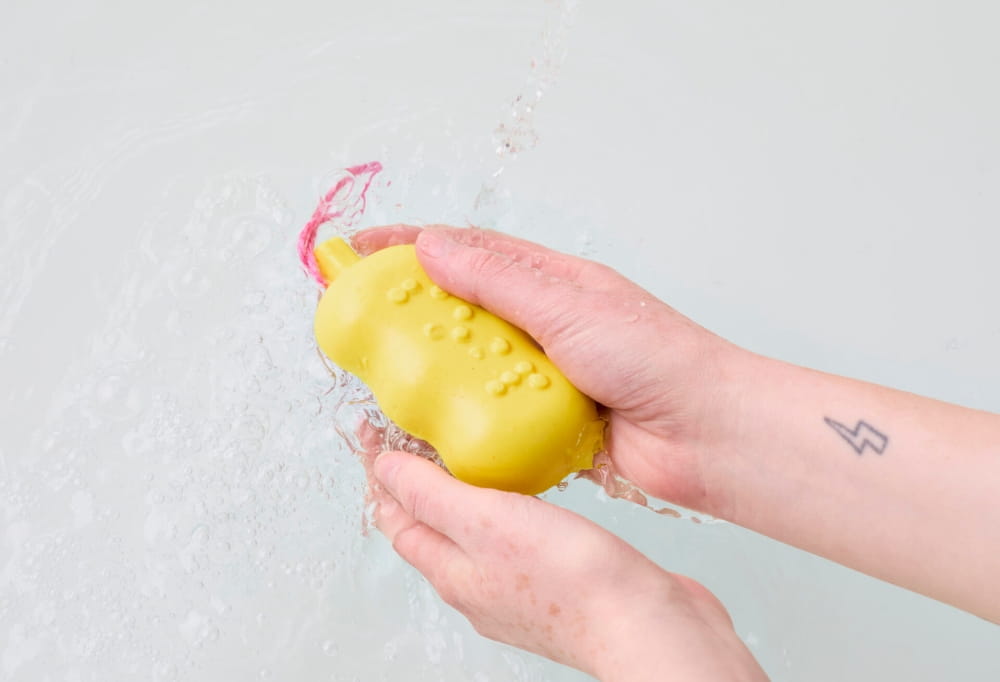LUSHの点字石鹸