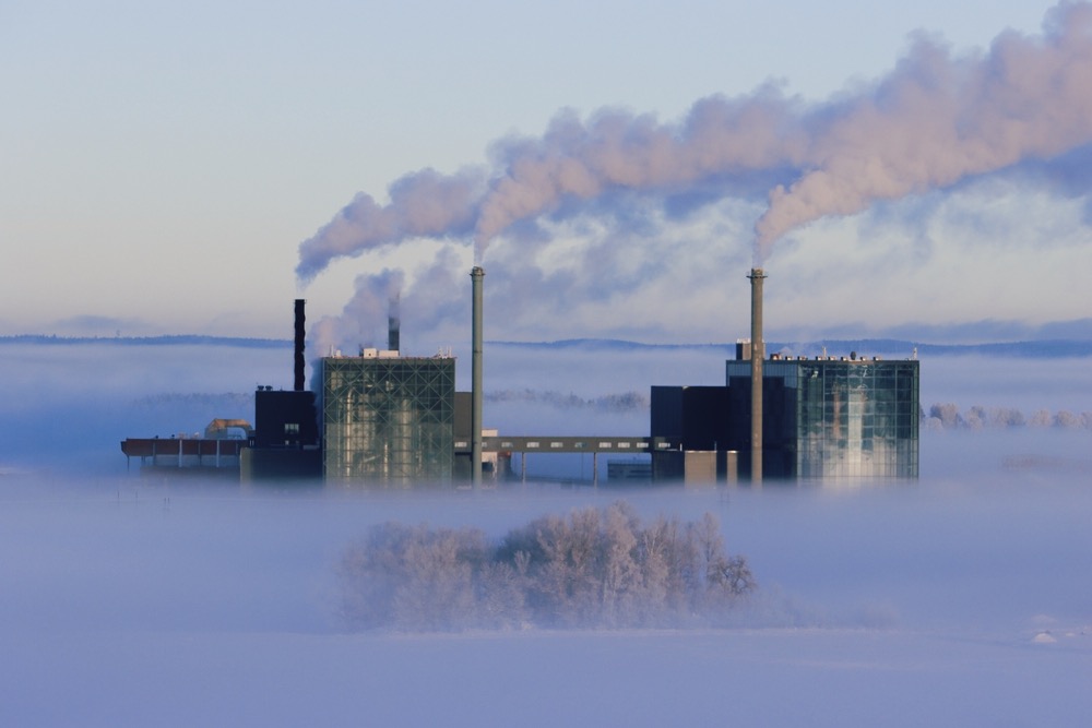 循環は、なぜ思うように進まない?欧州で再生プラスチックの停滞が示す「市場設計」の条件 width=