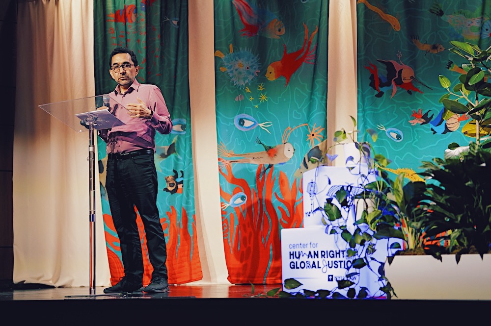 自然の一部として、人間はどう振る舞うか。NY大学教授に聞く「モア・ザン・ヒューマン」の世界観 width=